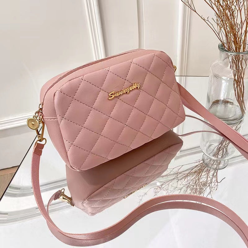 Bolsa Transversal Matelassê