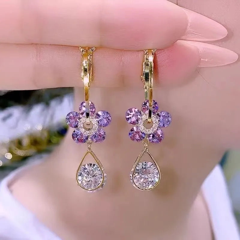 Brincos Pétalas de Cristal